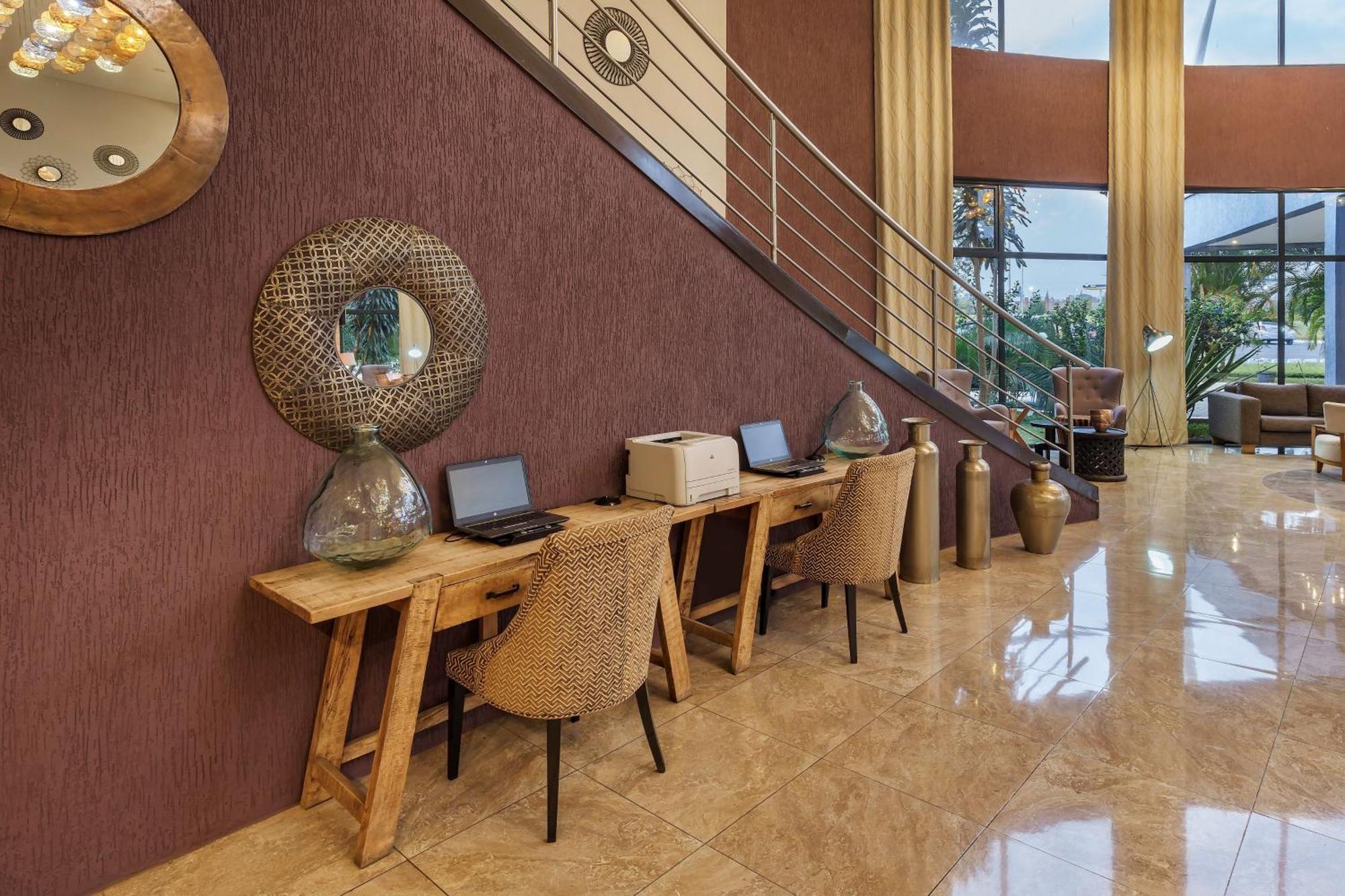 Protea Hotel By Marriott Ndola Exterior foto