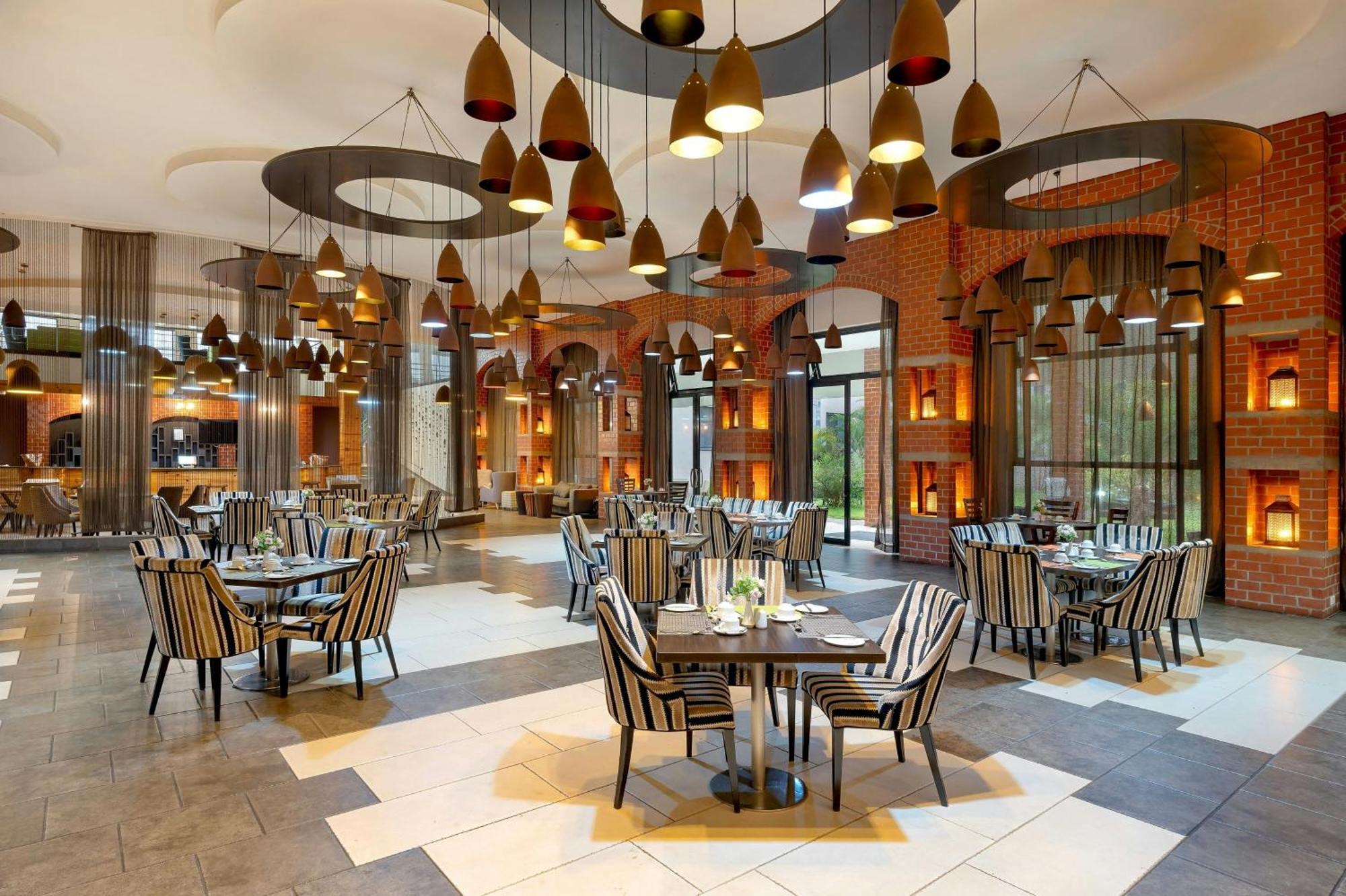 Protea Hotel By Marriott Ndola Exterior foto