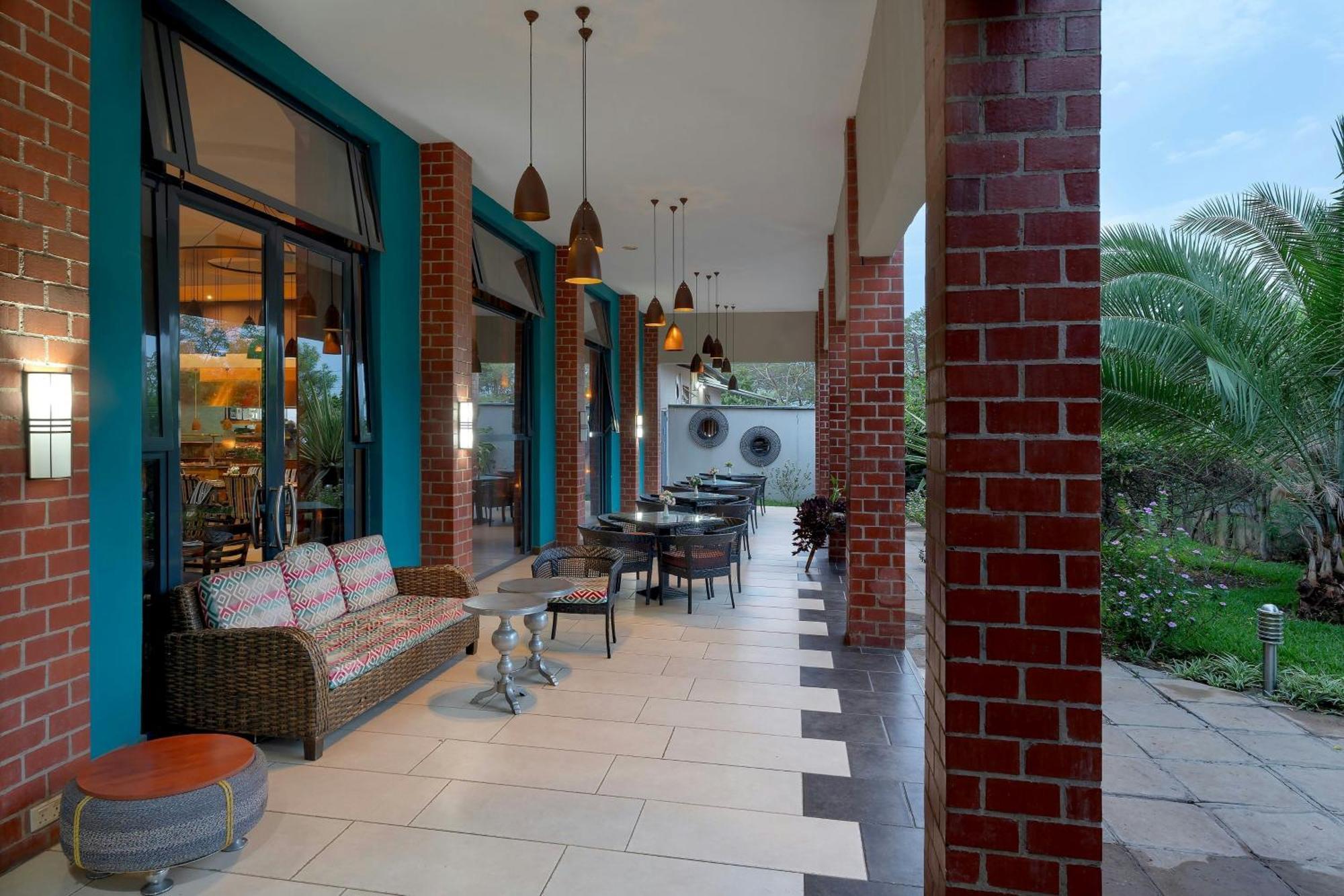 Protea Hotel By Marriott Ndola Exterior foto